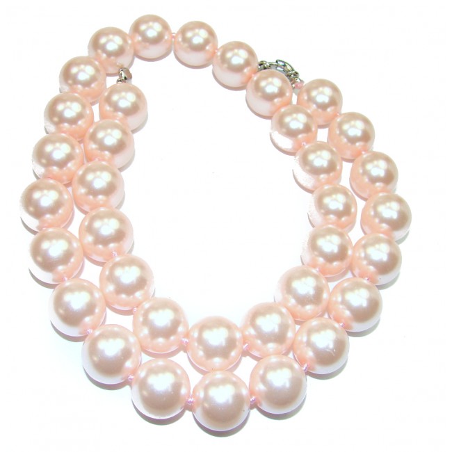 Creamy fresh water lab. Pearl .925 Sterling Silver handmade Necklace