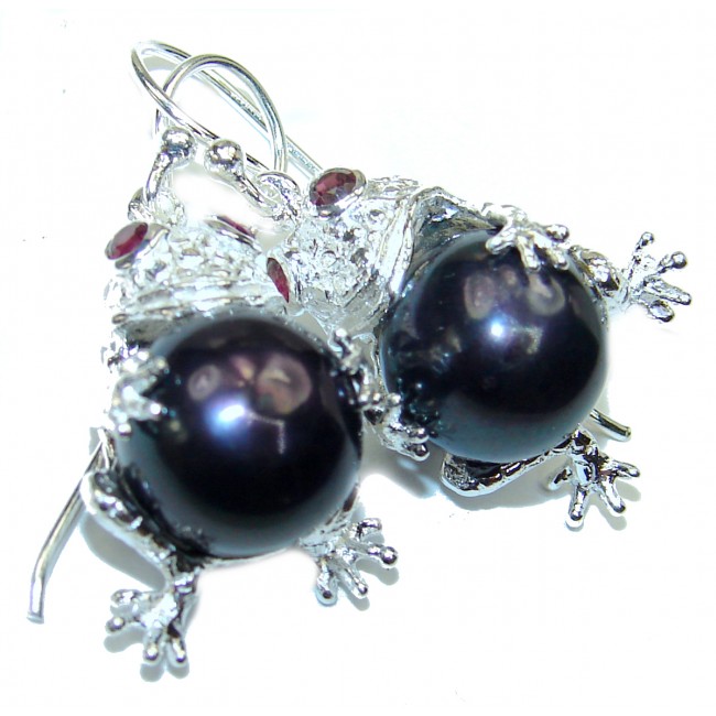 Lucky Frogs Black Pearls .925 Sterling Silver handcrafted earrings