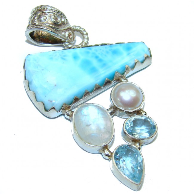 Great quality Larimar from Dominican Republic .925 Sterling Silver handmade pendant