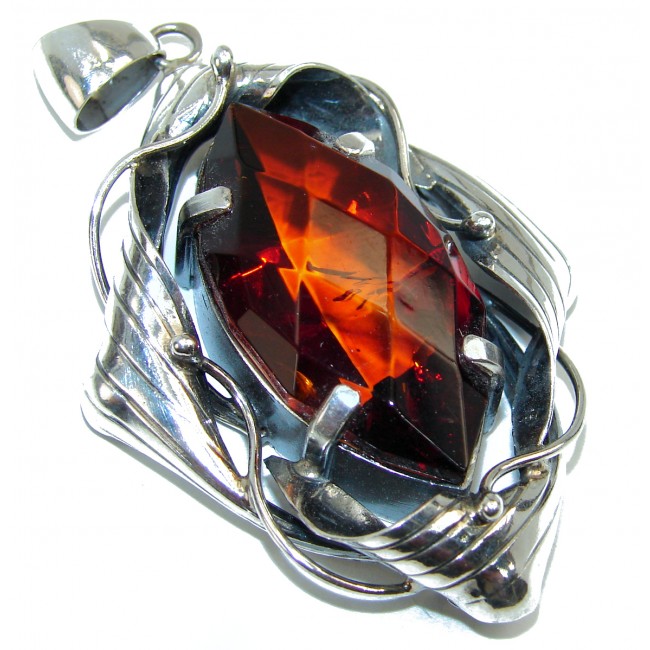 Incredible Beauty faceted Natural Cognac Baltic Amber .925 Sterling Silver handmade Pendant
