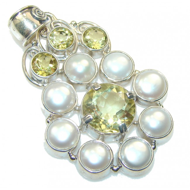 Delicate!! White Fresh Water Pearl Sterling Silver pendant