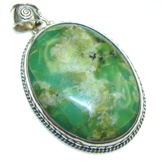 Simply Perfect AAA Chrysophrase Sterling Silver Pendant