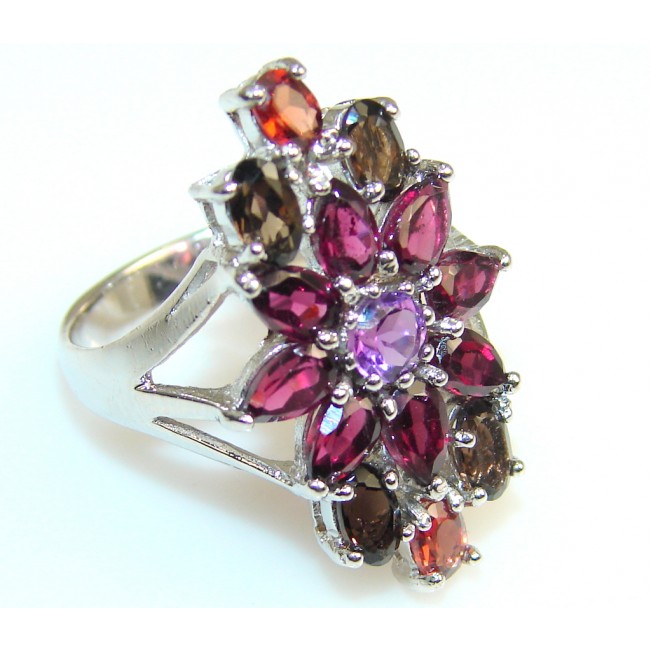 Lovely Red Mozambique Garnet Sterling Silver Cocktail Ring s. 6 3/4