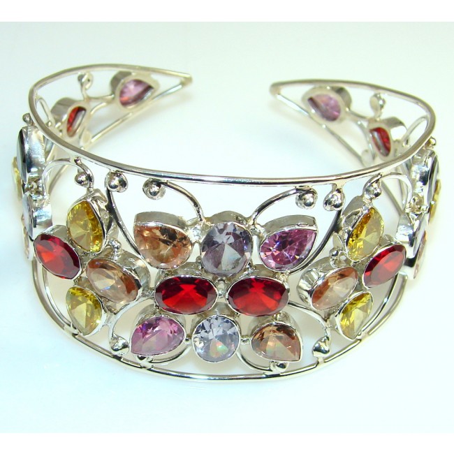 Spring Daisy Multicolor Quartz Sterling Silver Bracelet / Cuff