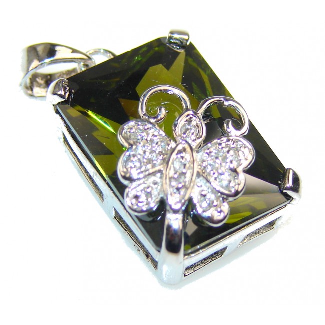 Created Green Chrome Diopside Quartz Sterling Silver Pendant