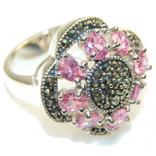 Amazing Design!! Marcasite Sterling Silver ring s. 8