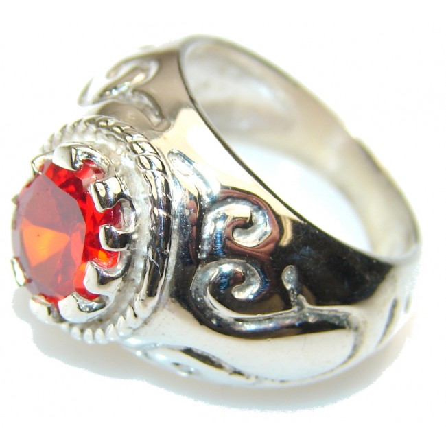 Fantastic Design!! Red Quartz Sterling Silver Ring s. 7 1/2