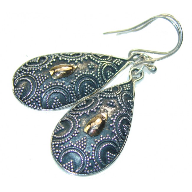 Natural Beauty!! Silver Sterling Silver earrings
