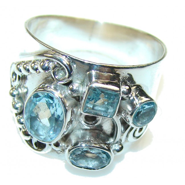 Amazing Swiss Blue Topaz Sterling Silver Ring s. 8 1/4
