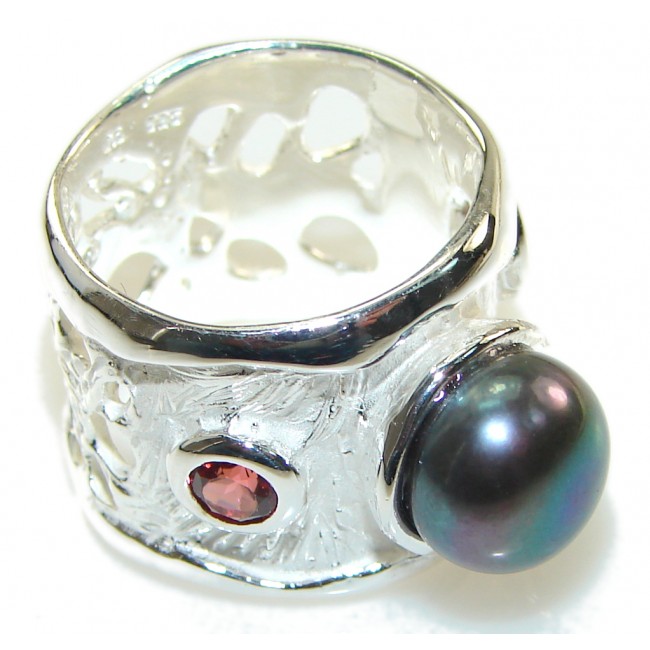 Gorgeous Italy Made Fresh Water Pearl Sterling Silver ring; 6 1/2