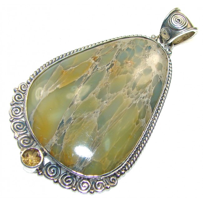 Instant Classic!! Green Maw Sit Sit Sterling Silver Pendant