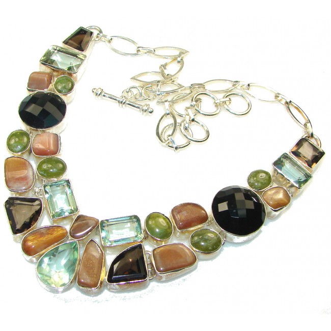 Incredible! Multistone Sterling Silver necklace