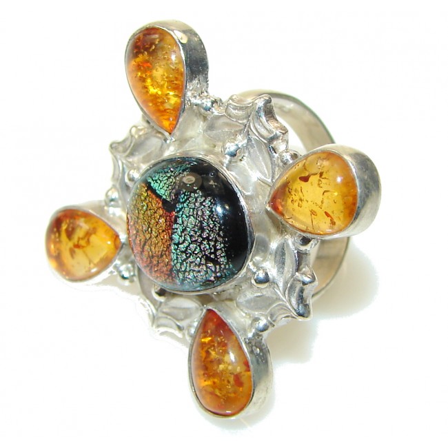 Very Intresting Dichroic Glass Sterling Silver ring s. 7 3/4