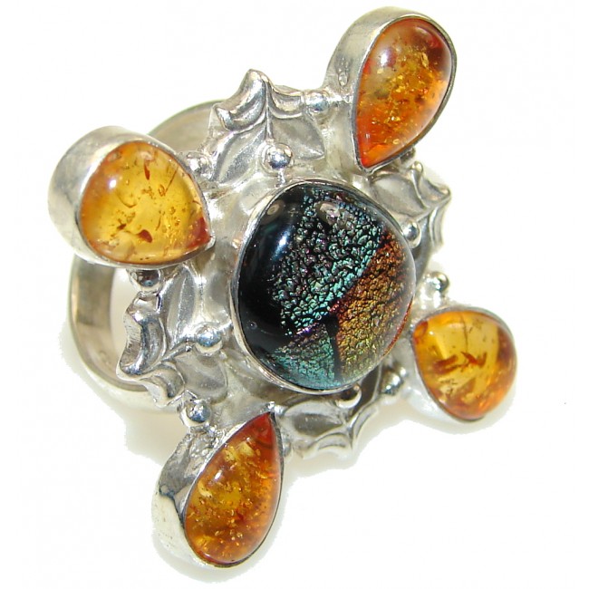 Very Intresting Dichroic Glass Sterling Silver ring s. 7 3/4