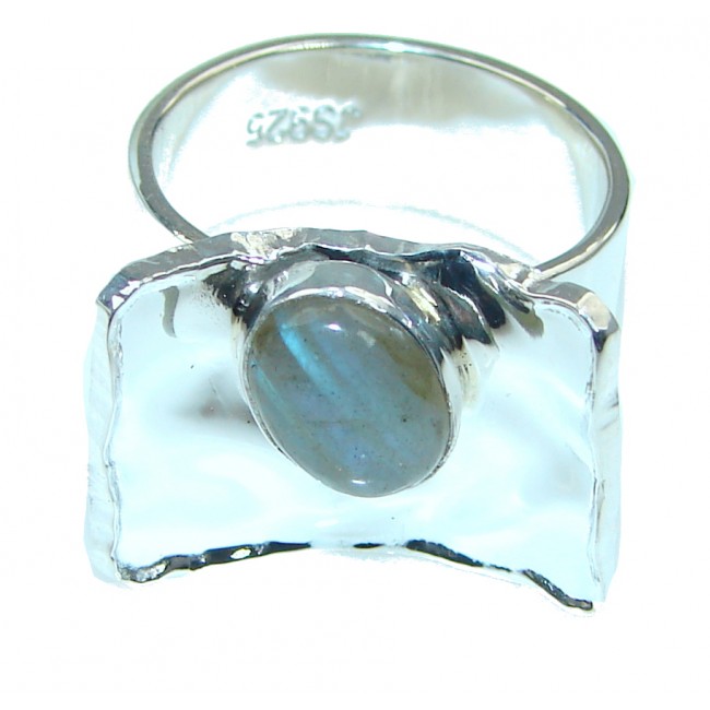 Modern Shimmering Labradorite Sterling Silver Ring s. 7 1/4