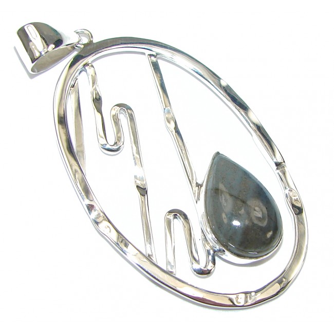 Moderen Design Labradorite Sterling Silver Pendant