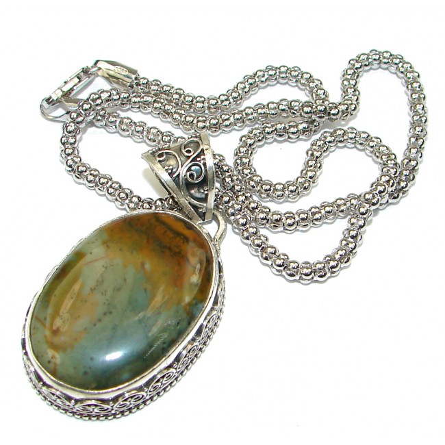 Instant Classic! Montana Agate Sterling Silver Necklace