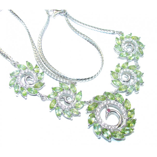 Lime Treasure! Green Peridot & White Topaz Sterling Silver necklace