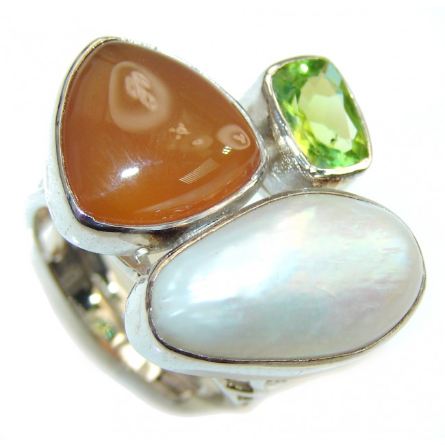 Fashion Mother Of Pearl & Carnelian & Peridot Sterling Silver Ring s. 7 - adjustable