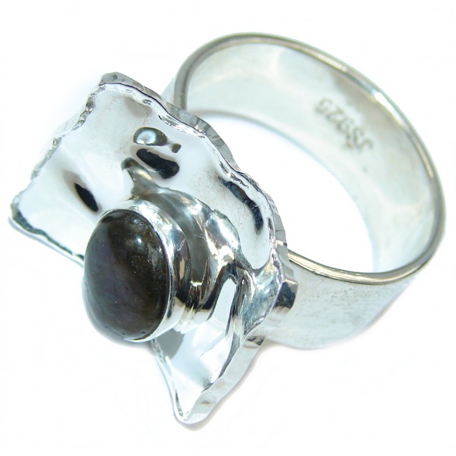 Modern Shimmering Labradorite Sterling Silver Ring s. 9