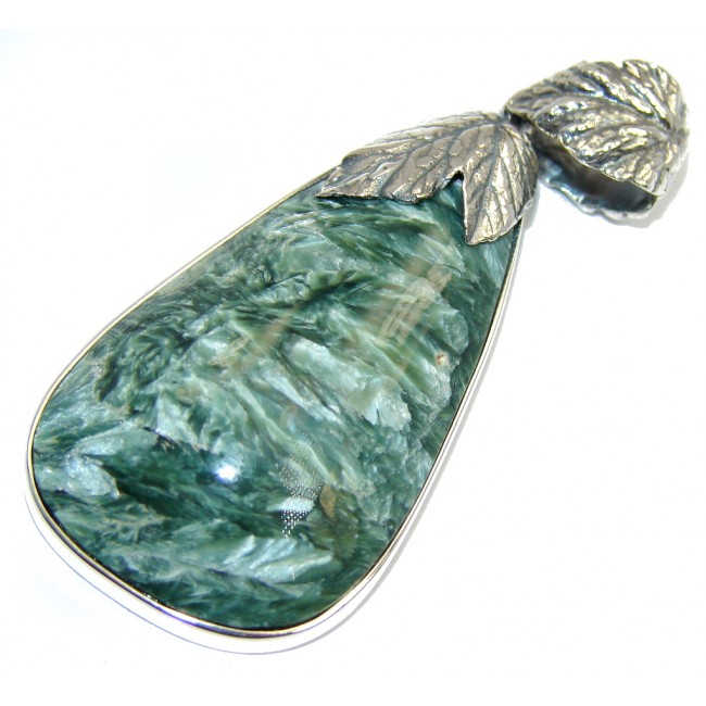 Precious AAA Green Seraphinite Sterling Silver Pendant