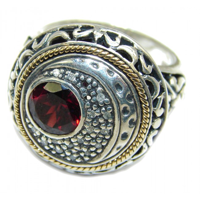 Secret Love Red Garnet Sterling Silver Ring s. 7