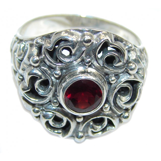 Secret Love Red Garnet Sterling Silver Ring s. 7 1/2
