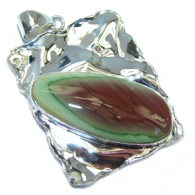 Exclusive AAA+ quality Imperial Jasper hammered Sterling Silver Pendant