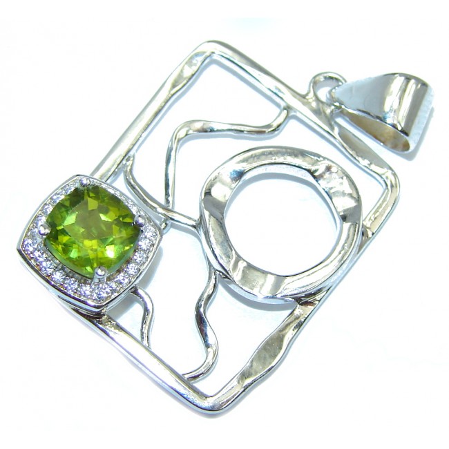 Modern Concept Genuine Green Peridot Sterling Silver Pendant