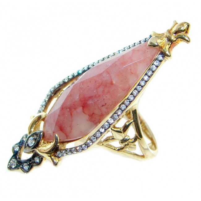 Amazing Red Cherry Quartz Gold over Sterling Silver ring; s. 8