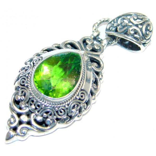 Simple Beauty natural Peridot Sterling Silver handcrafted Pendant