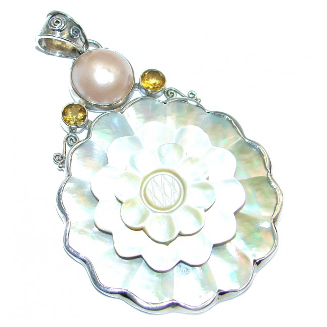 fLOWER Blister Pearl Sterling Silver handcrafted pendant