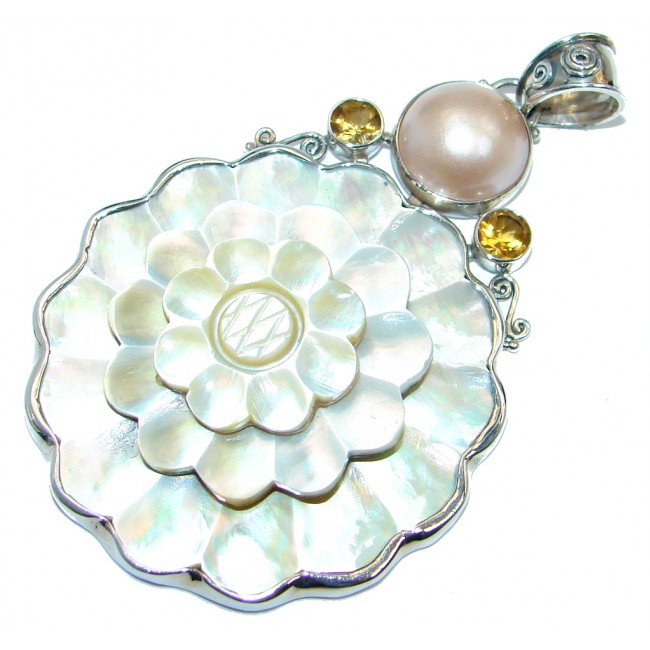fLOWER Blister Pearl Sterling Silver handcrafted pendant
