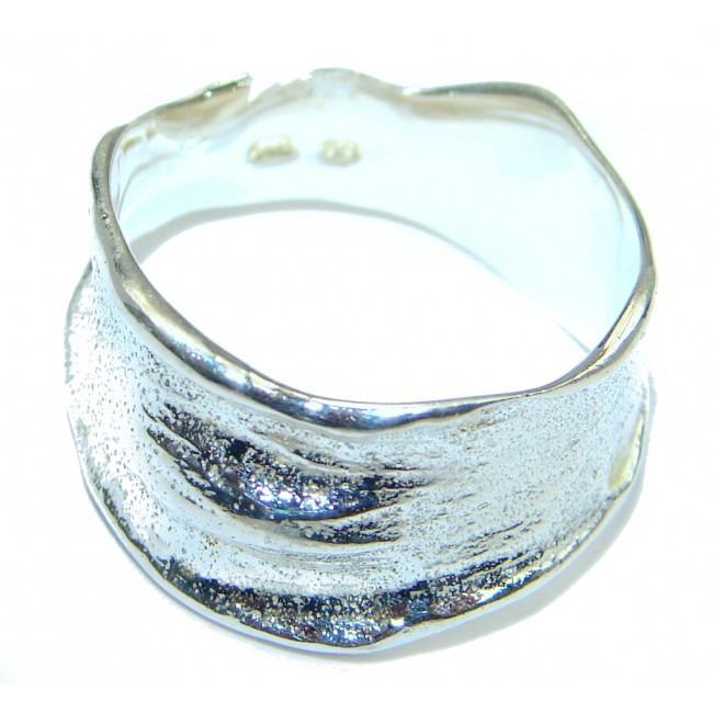 Great Italy made Oxidized hammered Sterling Silver ring; s. 8