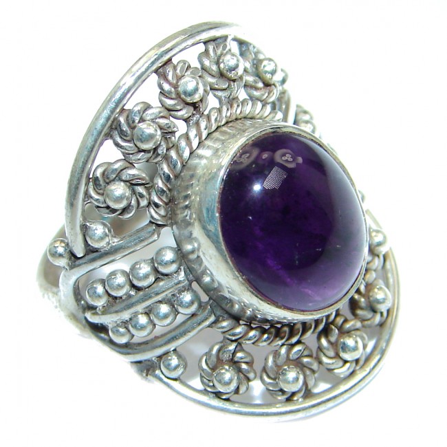 Unique Style genuine Amethyst Sterling Silver ring; s. 7 1/4