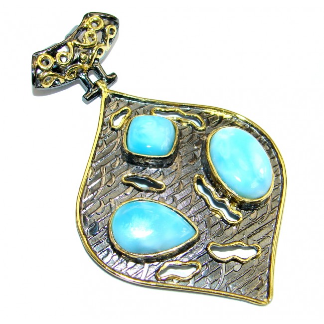 Sublime Design Authentic Beauty Larimar Gold plated over Sterling Silver handmade Pendant