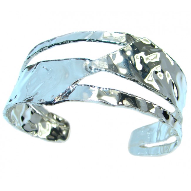Fine Art hammered Sterling Silver Bracelet / Cuff