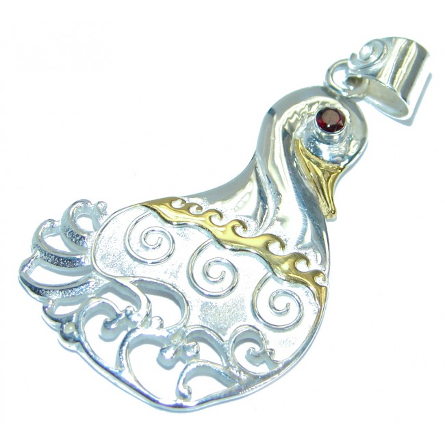 Unusual Design Garnet .925 Sterling Silver handcrafted Pendant