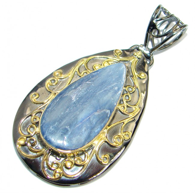 Vintage Design Blue African Kyanite .925 Sterling Silver handmade Pendant