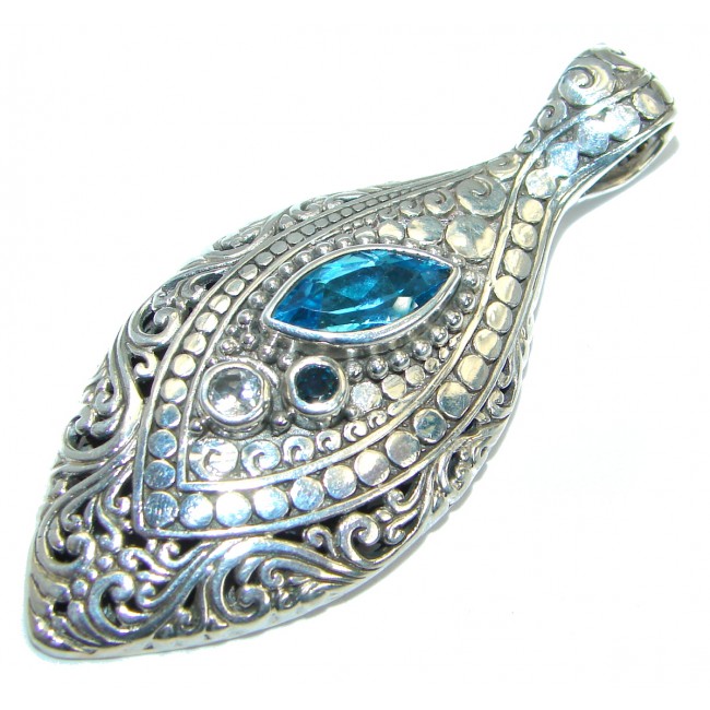 Blue Aura London Blue Topaz .925 Sterling Silver handmade Pendant