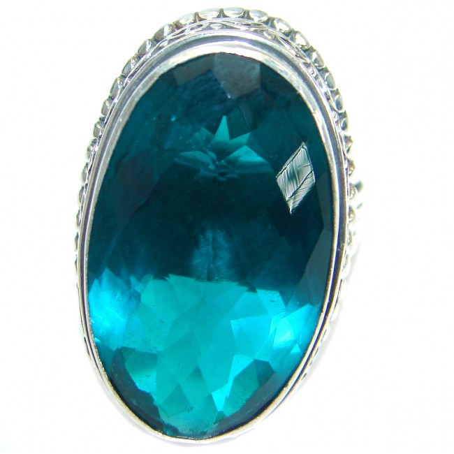 Emerald color Quartz .925 Sterling Silver handmade Cocktail Ring s. 6