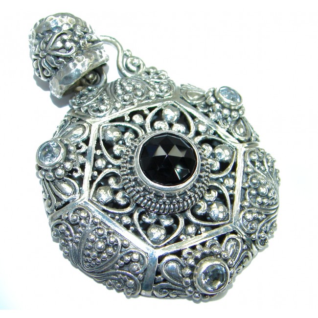 Pure Bali Style Onyx .925 Sterling Silver handmade Pendant