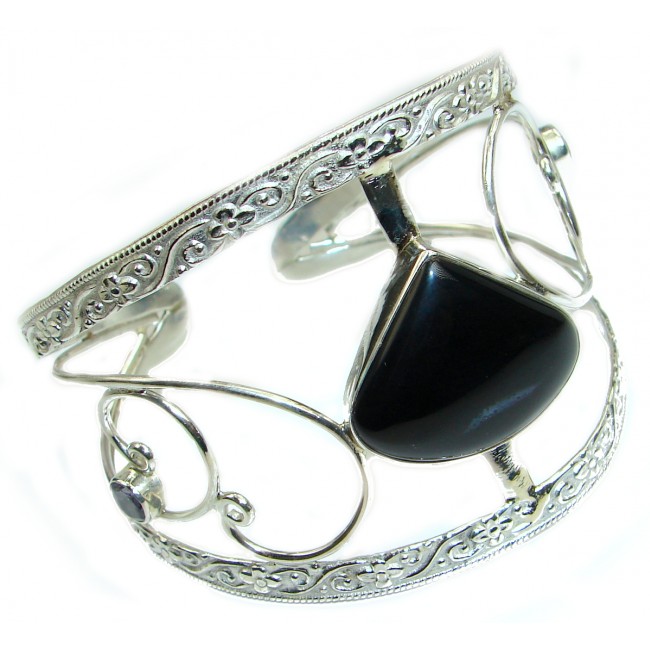 Posh Genuine Onyx Tanzanite .925 Sterling Silver handcrafted Bracelet