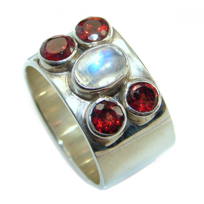 Great Beauty Fire Moonstone .925 Sterling Silver ring s. 6