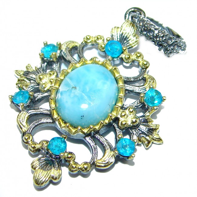 Romantic Design perfectly Blue Larimar .925 Sterling Silver handmade pendant