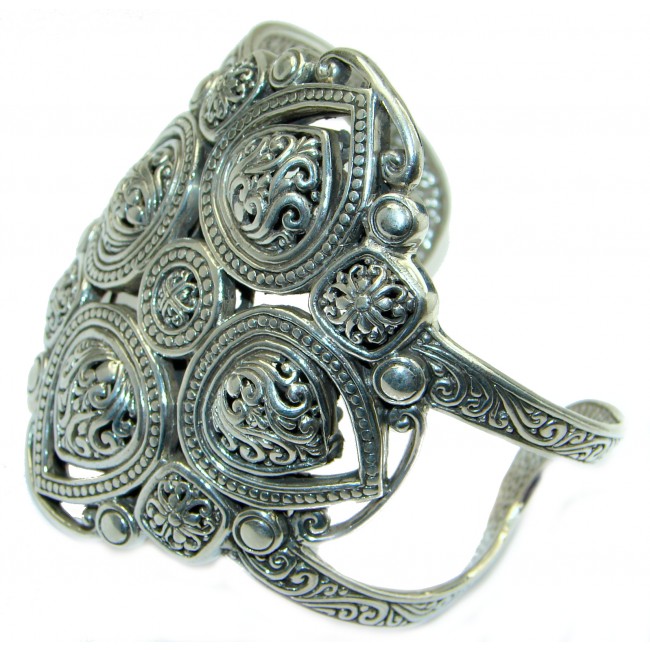 Huge 67.2 grams Celtic Design .925 Sterling Silver handcrafted Bracelet / Cuff