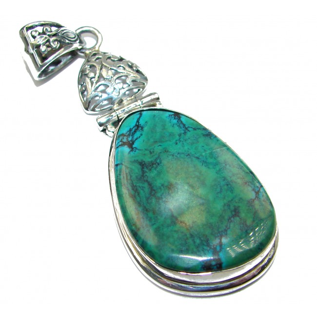 Carico Lake Royston Turquoise .925 Sterling Silver handcrafted pendant
