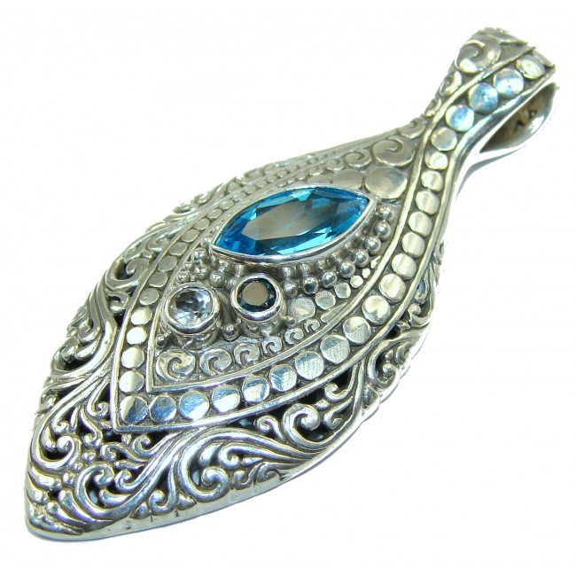 Universe Bali made Blue Topaz .925 Sterling Silver handmade Pendant