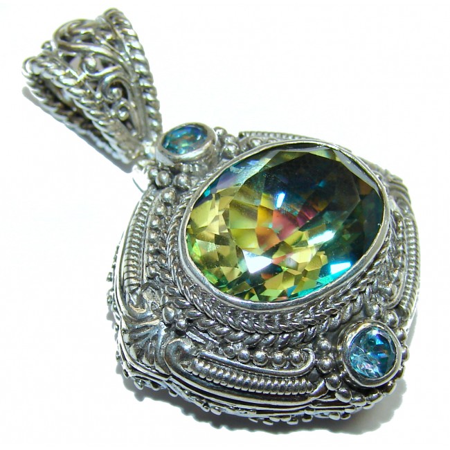 Spectacular Caribbbean Topaz .925 Sterling Silver handcrafted Pendant
