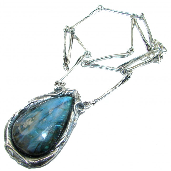 Mesmerizing lights FIRE Labradorite .925 Sterling Silver entirely handcrafted necklace